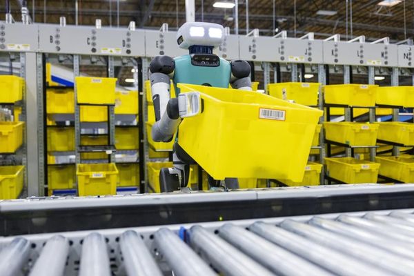 Amazon - Le robot "Digit" s'invite dans les entrepôts